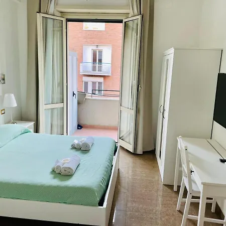 Interno Dieci *