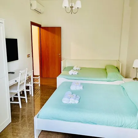 Interno Dieci *