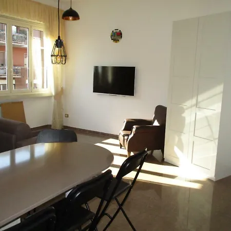 Daire Interno Dieci Roma