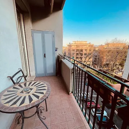 Interno Dieci Apartment *